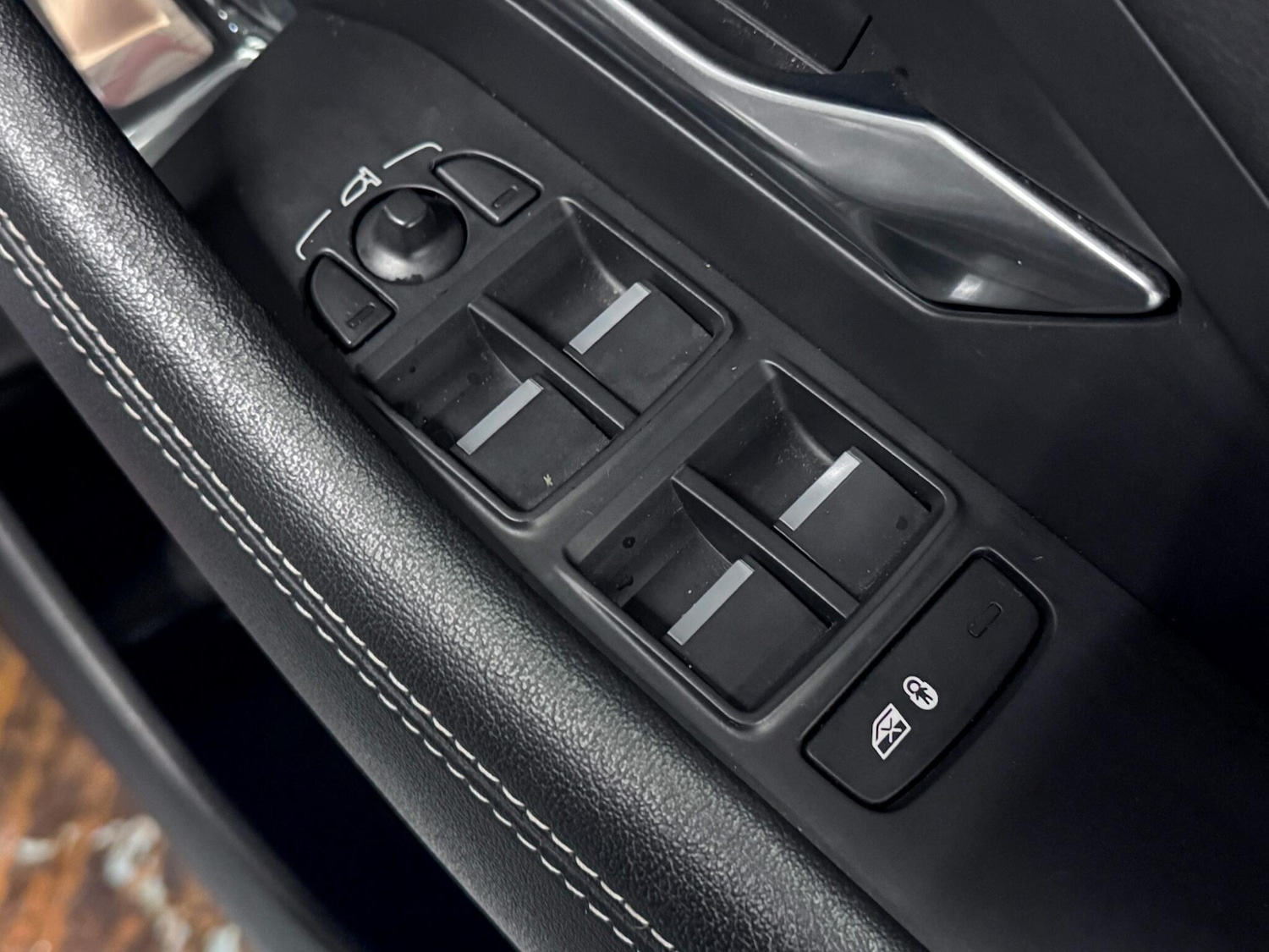 Used Jaguar E-Pace 2021 for sale - 77254683: Photo 17