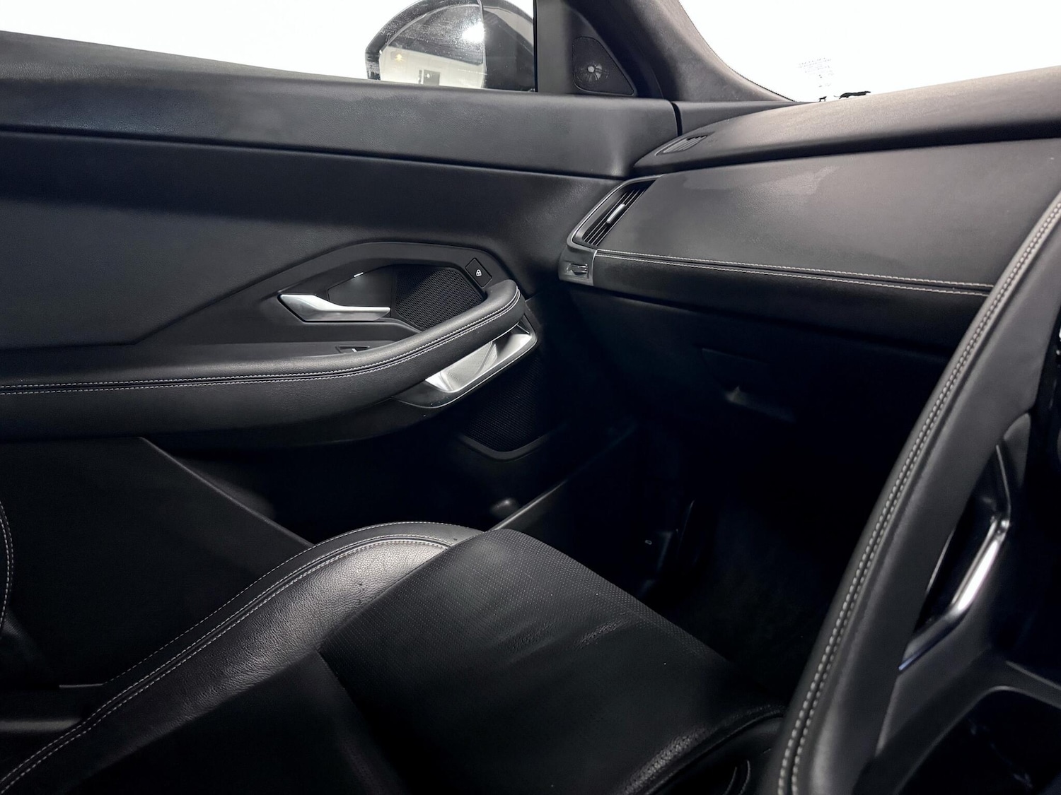 Used Jaguar E-Pace 2021 for sale - 77254683: Photo 27