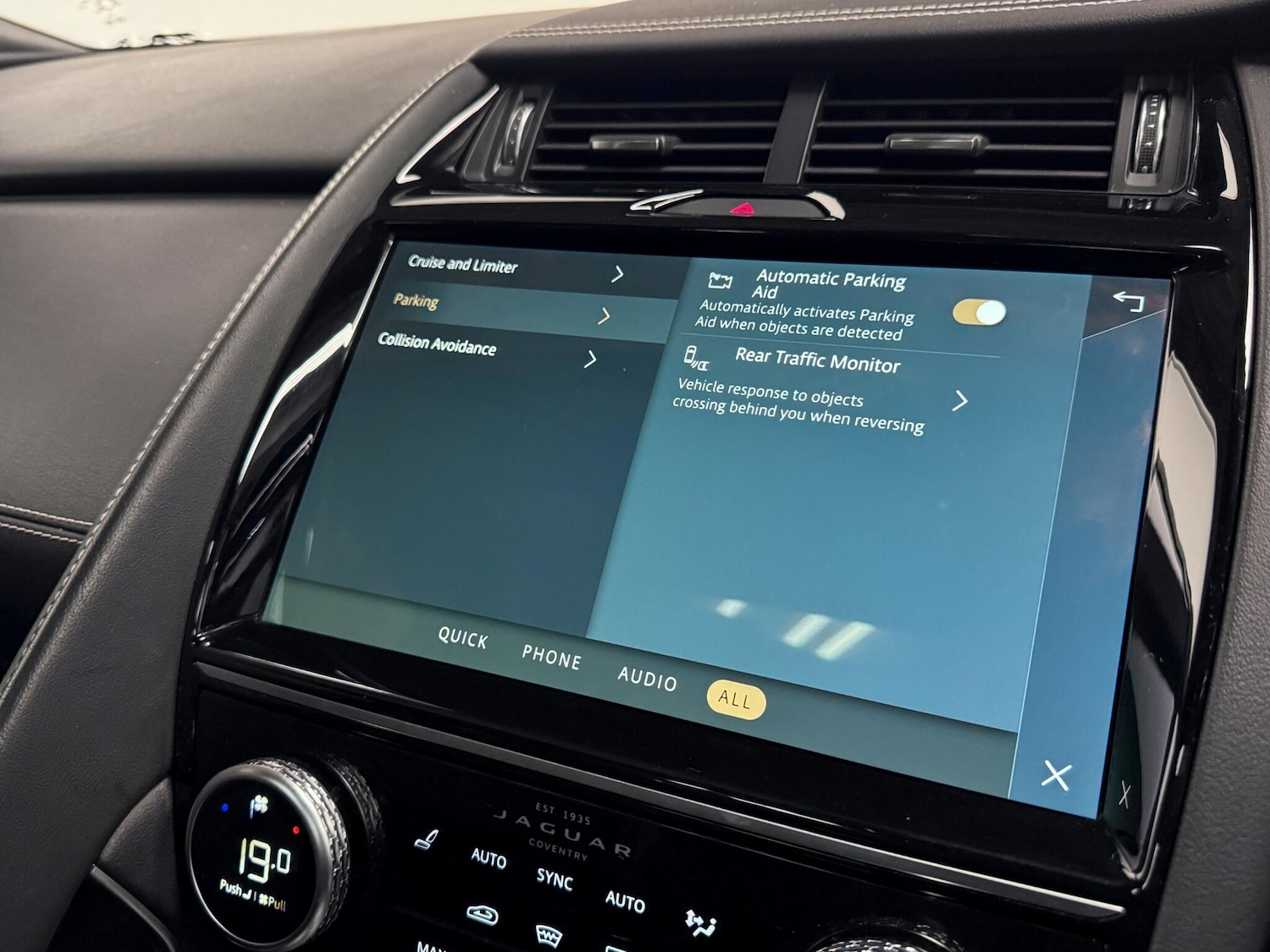 Used Jaguar E-Pace 2021 for sale - 77254683: Photo 41