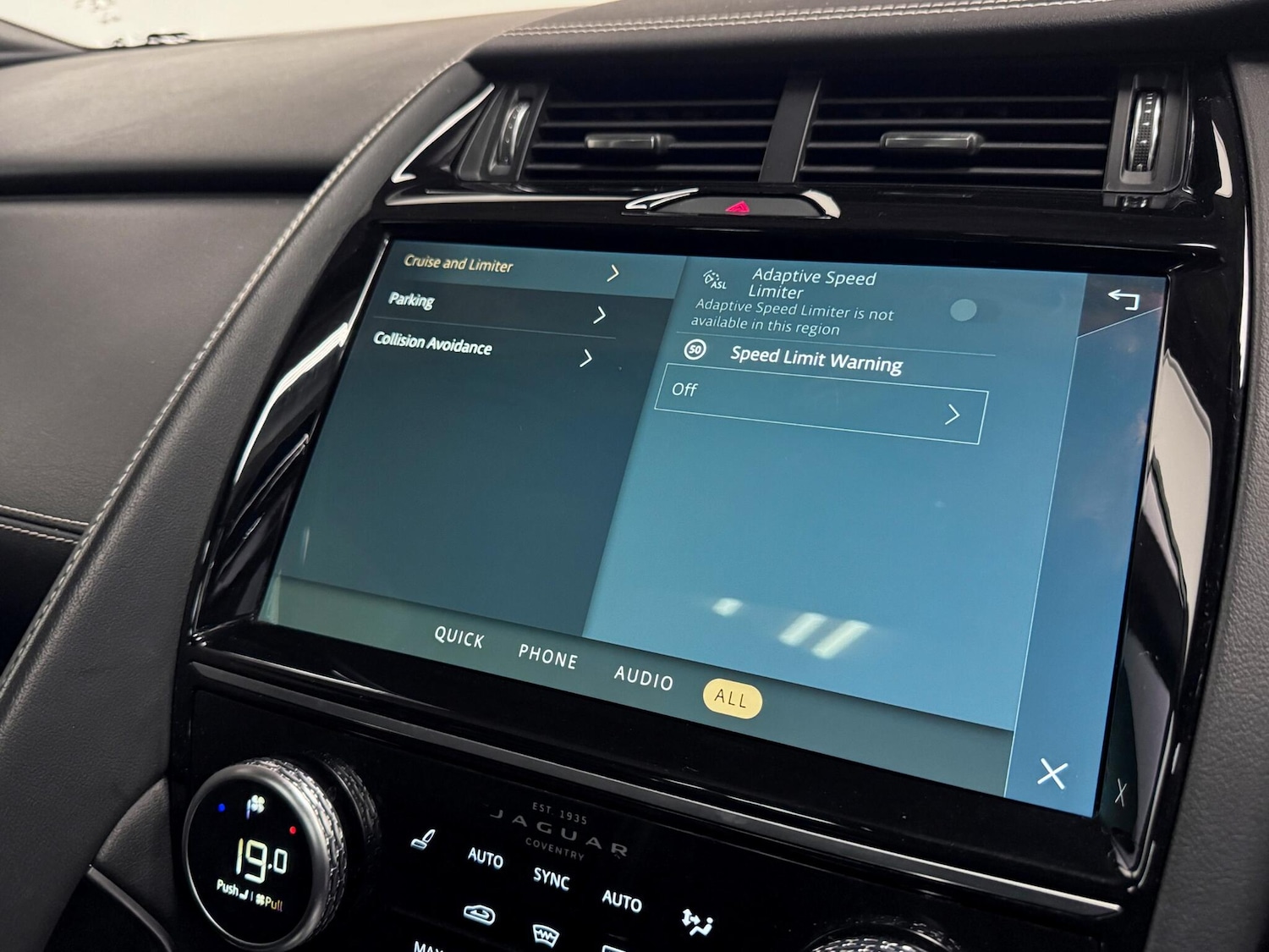 Used Jaguar E-Pace 2021 for sale - 77254683: Photo 42