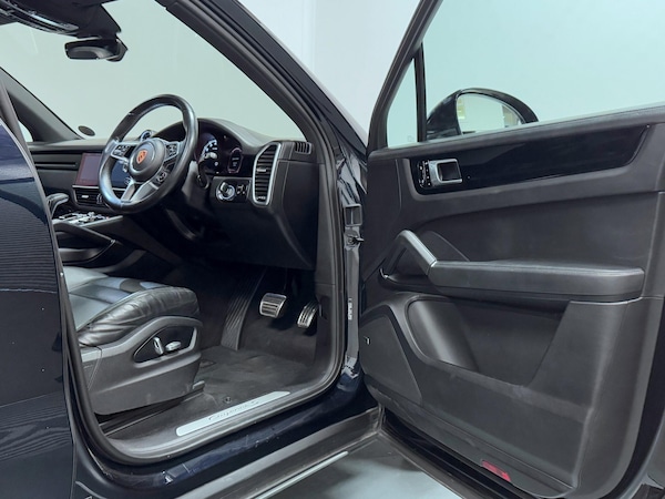 Used Porsche Cayenne 2018 for sale - 75153518: Photo 17
