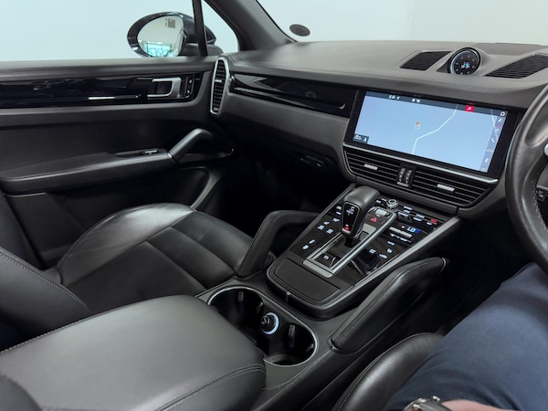 Used Porsche Cayenne 2018 for sale - 75153518: Photo 31