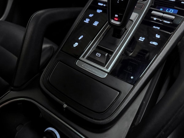 Used Porsche Cayenne 2018 for sale - 75153518: Photo 36