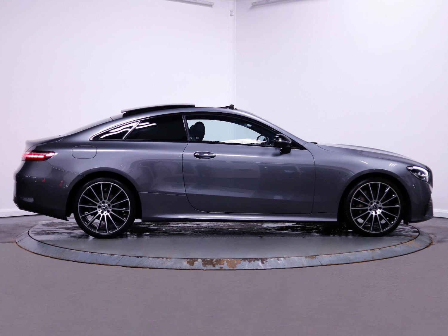 Used Mercedes-Benz E Class 2022 for sale - 77387532: Photo 8