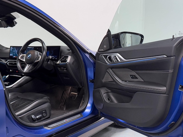 Used BMW i4 2022 for sale - 75429993: Photo 16