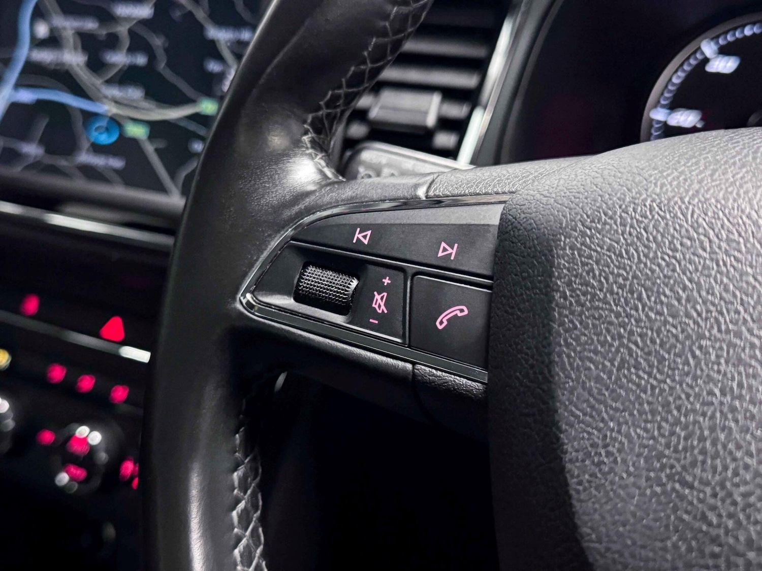 Used SEAT Ateca 2017 for sale - 75707877: Photo 30