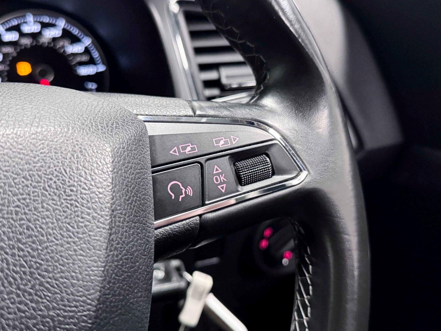 Used SEAT Ateca 2017 for sale - 75707877: Photo 32