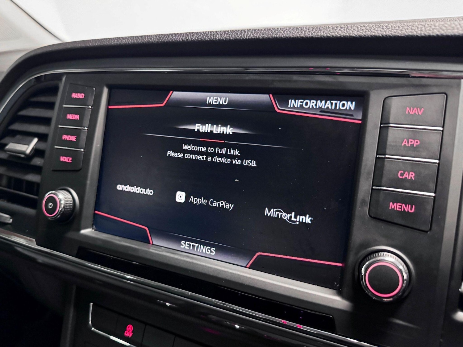 Used SEAT Ateca 2017 for sale - 75707877: Photo 35