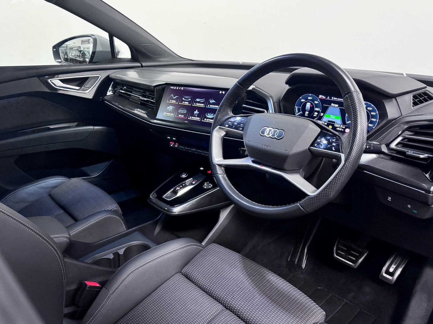 Used Audi Q4 e-tron 2023 for sale - 77190612: Photo 17