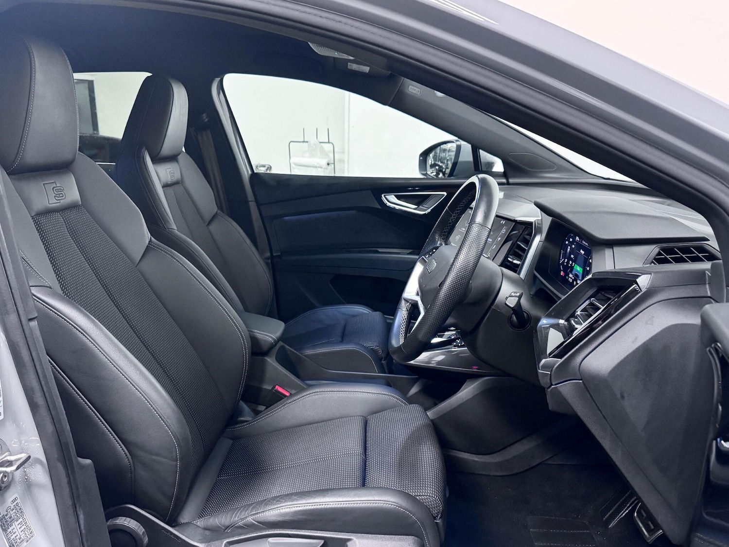 Used Audi Q4 e-tron 2023 for sale - 77190612: Photo 18