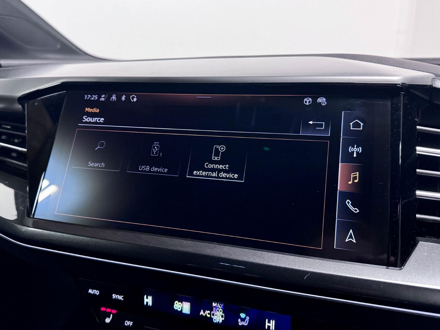 Used Audi Q4 e-tron 2023 for sale - 77190612: Photo 38