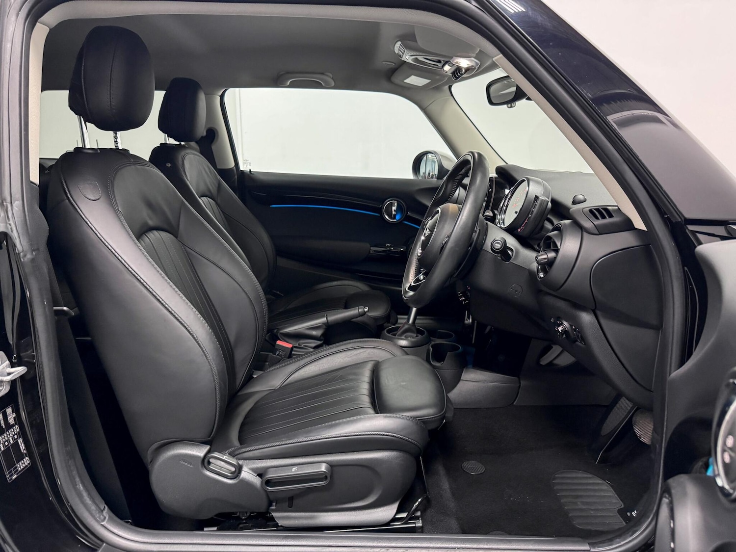 Used MINI Hatch 2018 for sale - 75741163: Photo 19