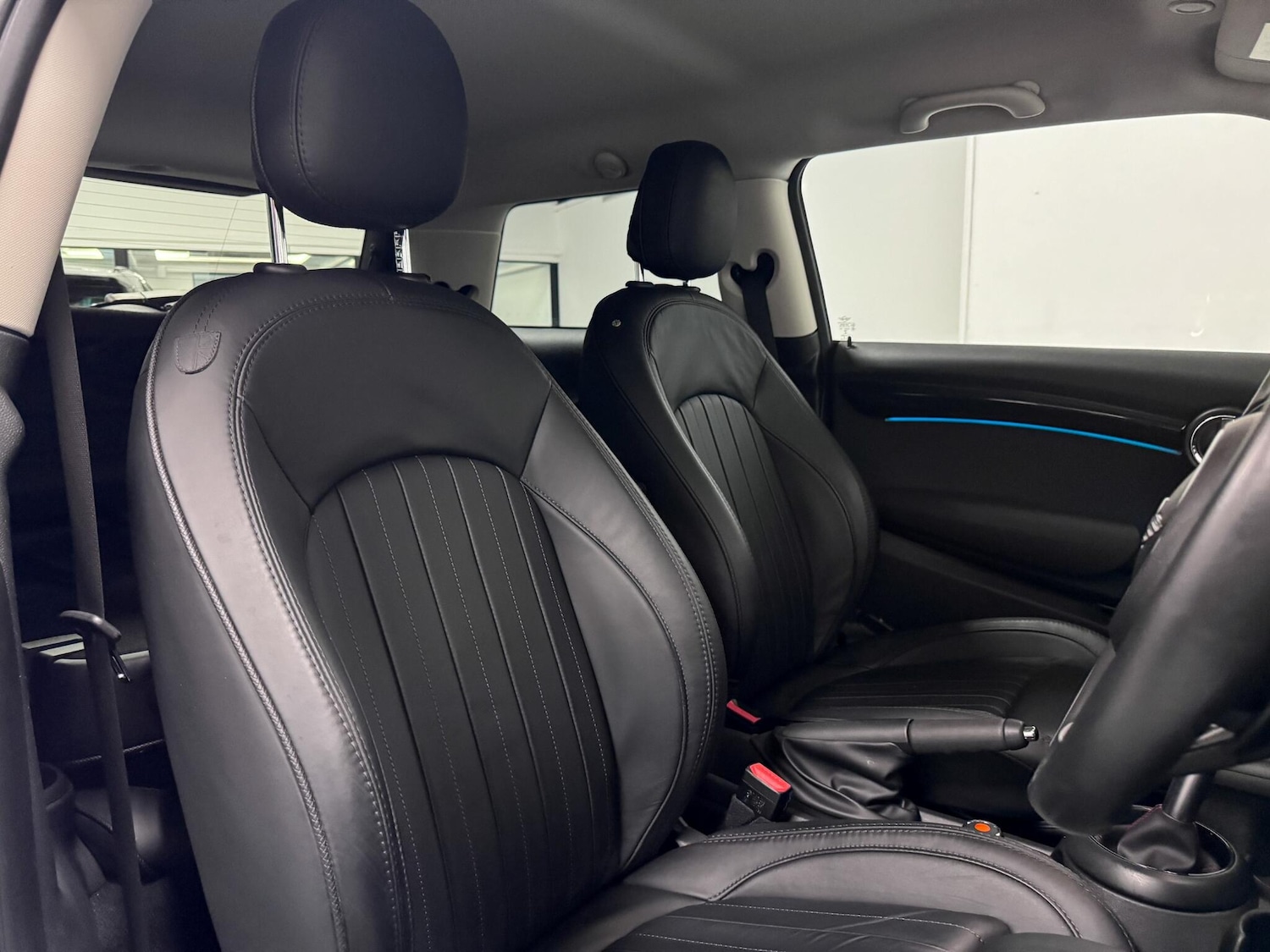 Used MINI Hatch 2018 for sale - 75741163: Photo 21
