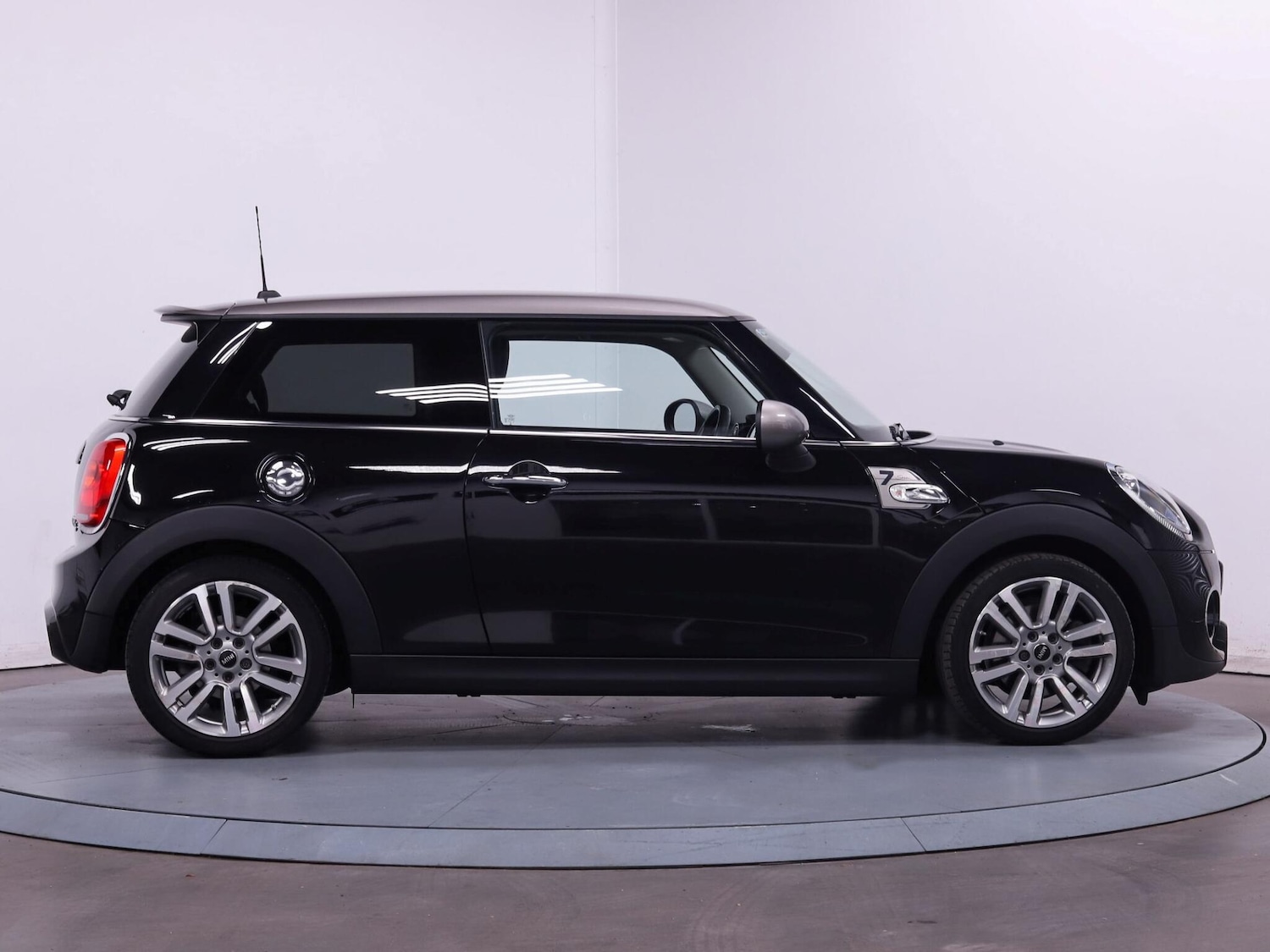 Used MINI Hatch 2018 for sale - 75741163: Photo 8