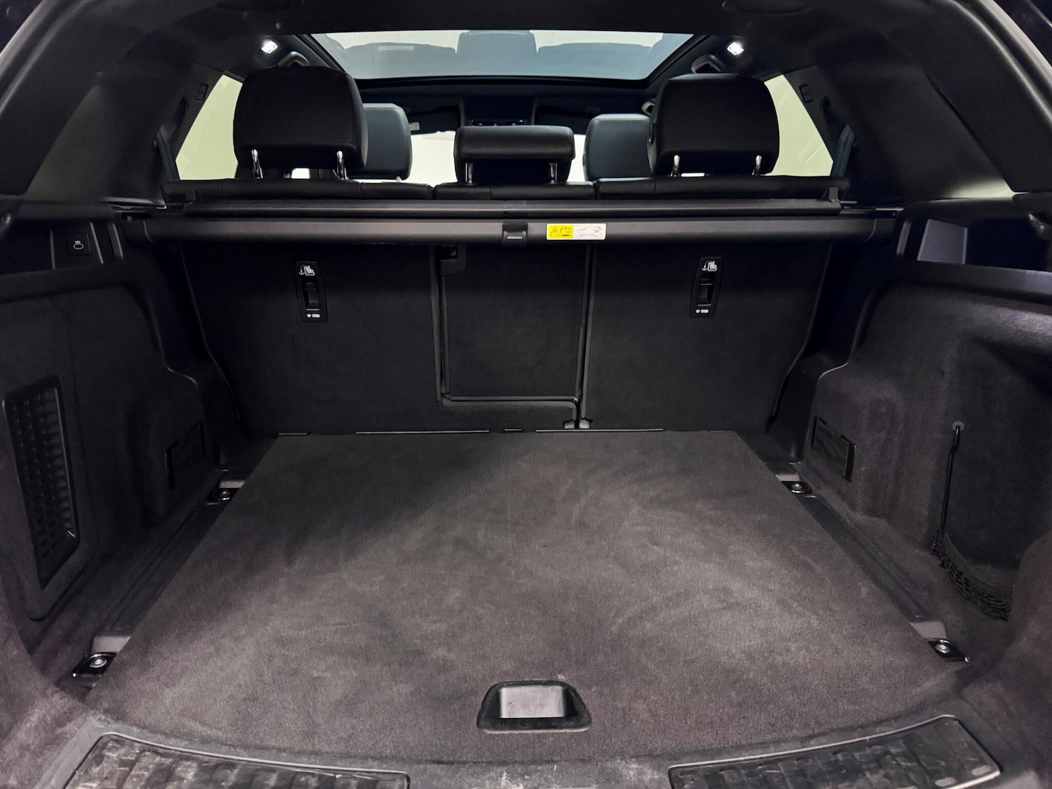 Used Land Rover Discovery Sport 2022 for sale - 76728308: Photo 12