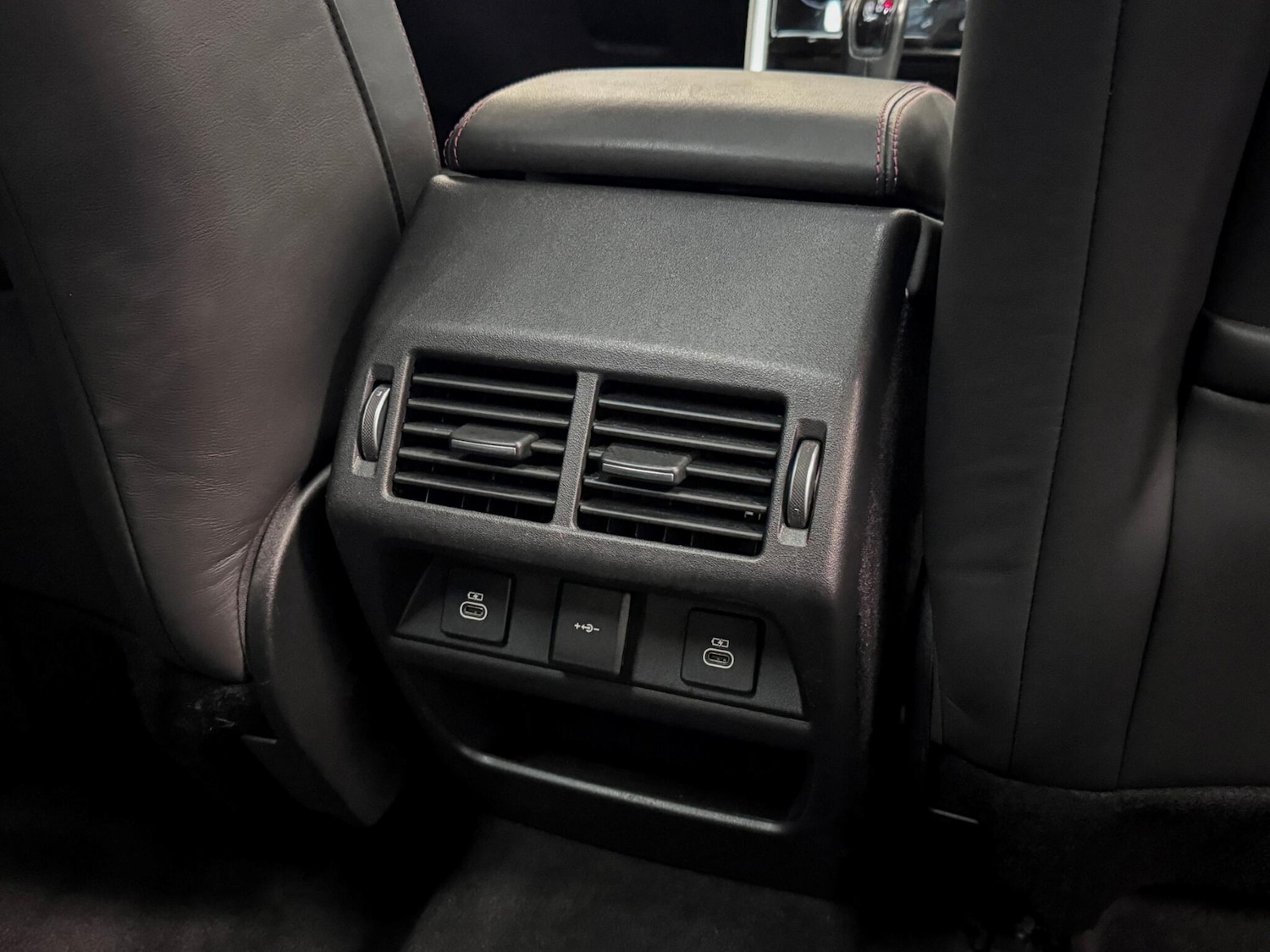 Used Land Rover Discovery Sport 2022 for sale - 76728308: Photo 27