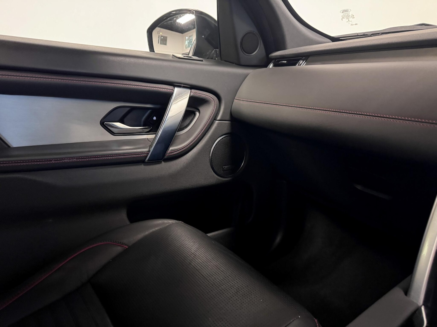 Used Land Rover Discovery Sport 2022 for sale - 76728308: Photo 29