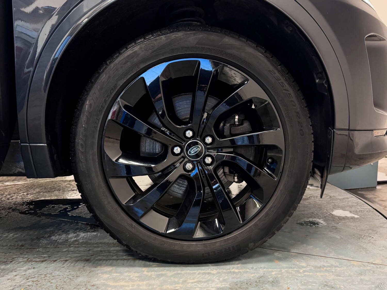 Used Land Rover Discovery Sport 2022 for sale - 76728308: Photo 59