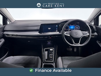 Used Volkswagen Golf 2023 for sale - 78600608: Photo