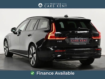 Used Volvo V60 2023 for sale - 79576837: Photo