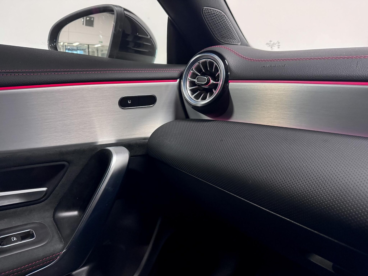 Used Mercedes-Benz CLA 2023 for sale - 77029354: Photo 32