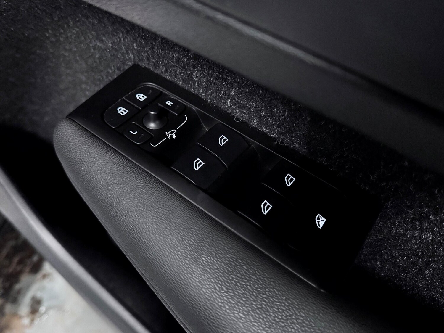 Used Volvo XC40 2020 for sale - 77646190: Photo 17