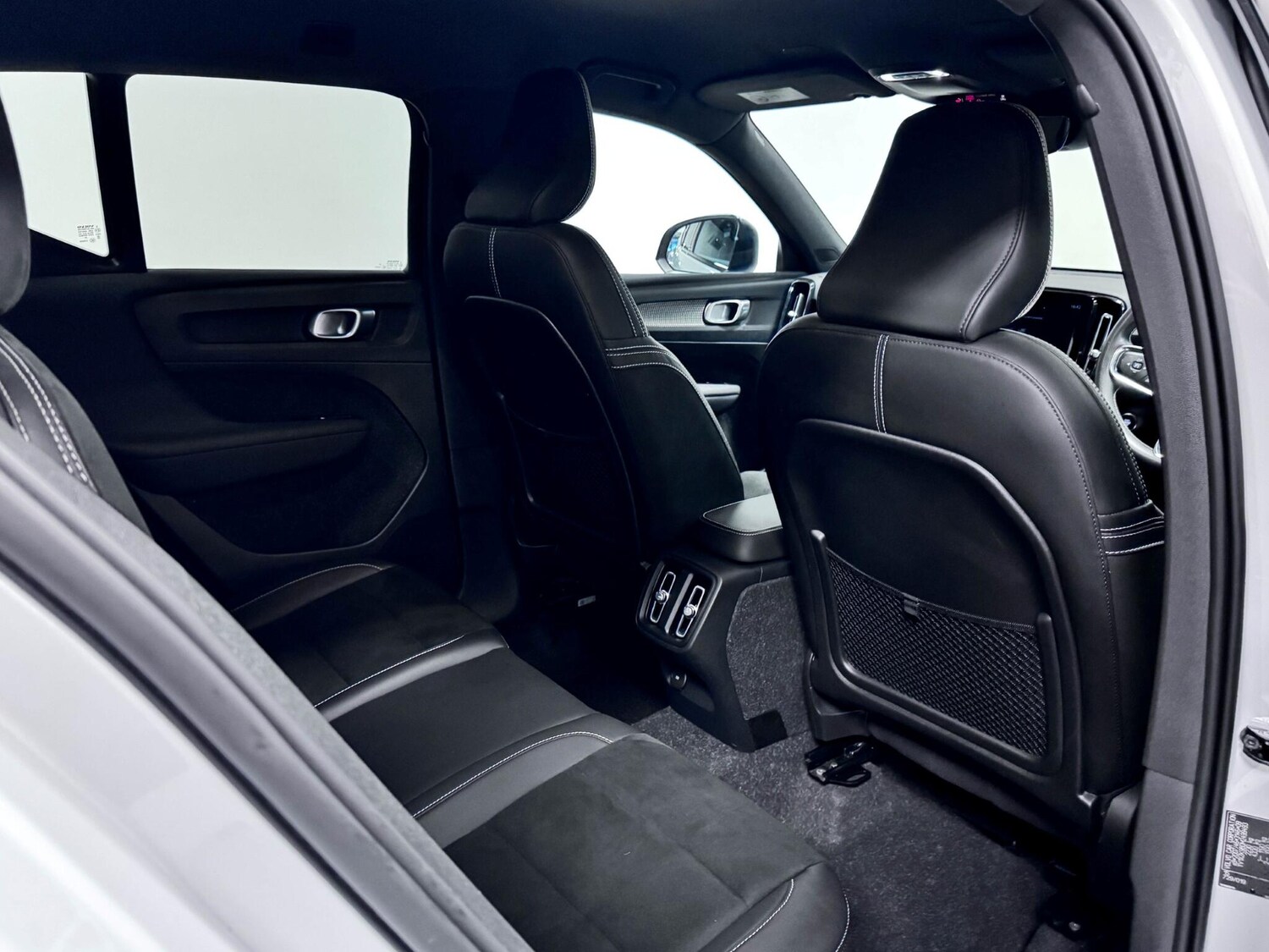 Used Volvo XC40 2020 for sale - 77646190: Photo 24