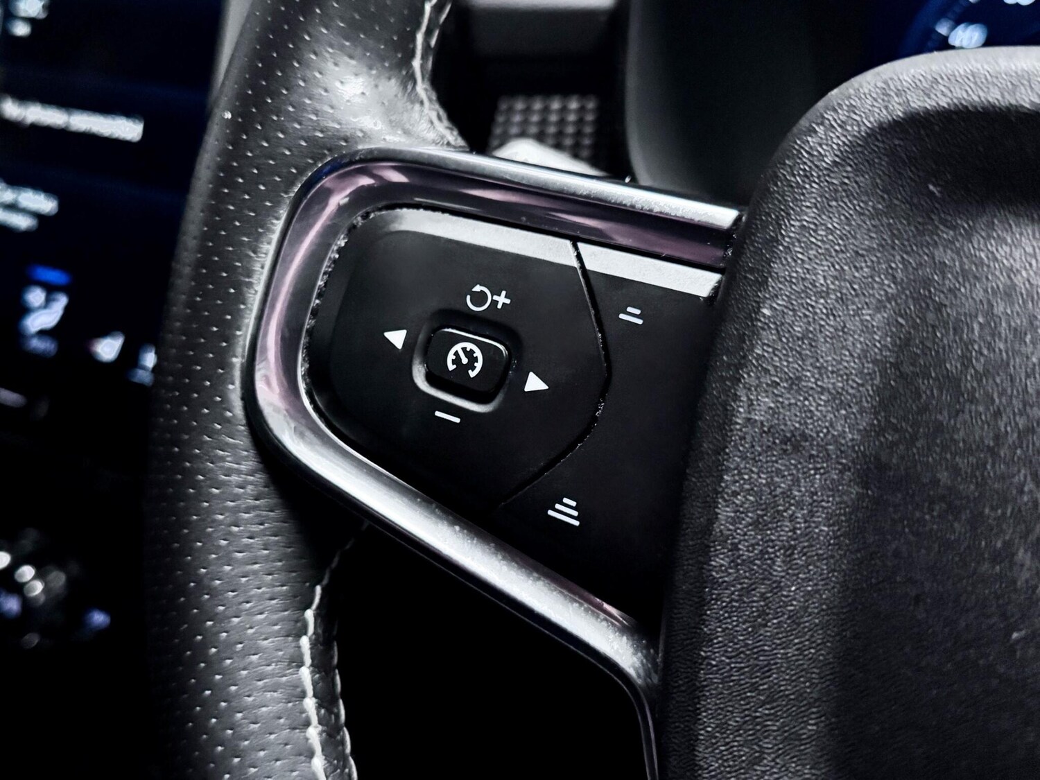 Used Volvo XC40 2020 for sale - 77646190: Photo 34