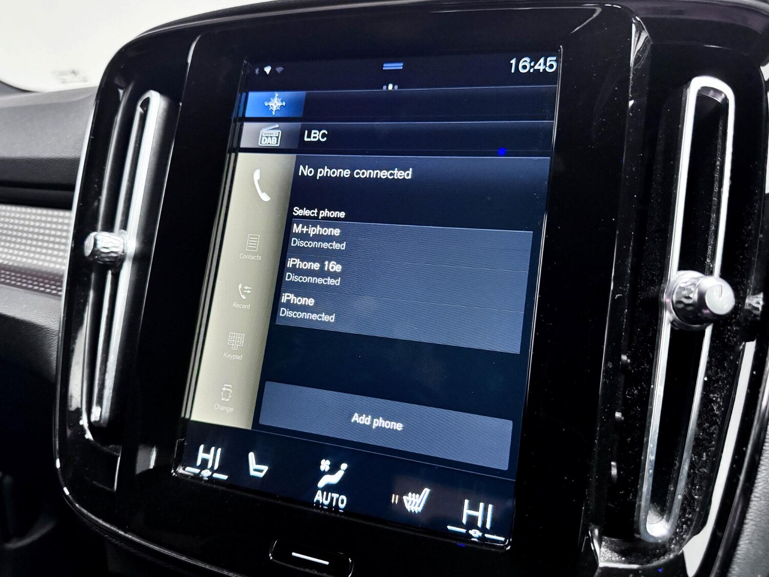 Used Volvo XC40 2020 for sale - 77646190: Photo 40