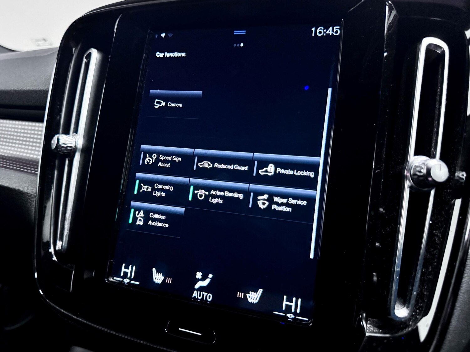 Used Volvo XC40 2020 for sale - 77646190: Photo 46