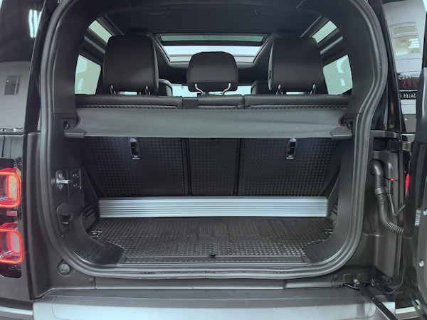 Used Land Rover Defender 90 2023 for sale - 76166822: Photo 12