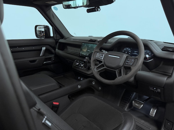Used Land Rover Defender 90 2023 for sale - 76166822: Photo 22