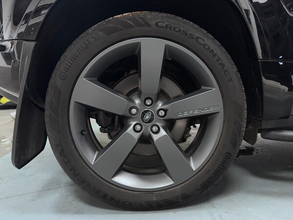 Used Land Rover Defender 90 2023 for sale - 76166822: Photo 64