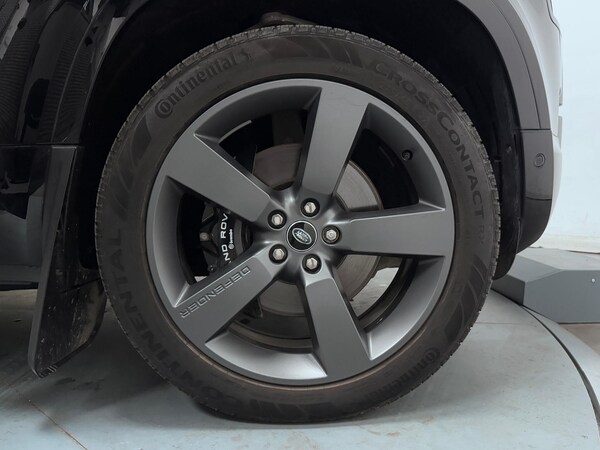 Used Land Rover Defender 90 2023 for sale - 76166822: Photo 65