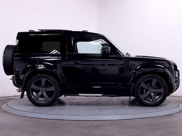 Used Land Rover Defender 90 2023 for sale - 76166822: Photo 8