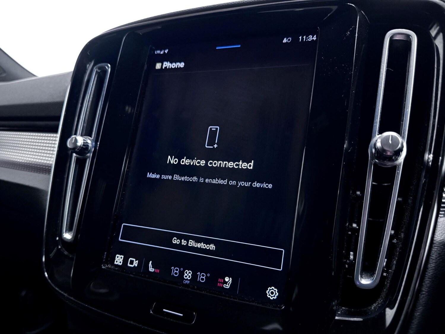 Used Volvo XC40 2023 for sale - 76584464: Photo 47