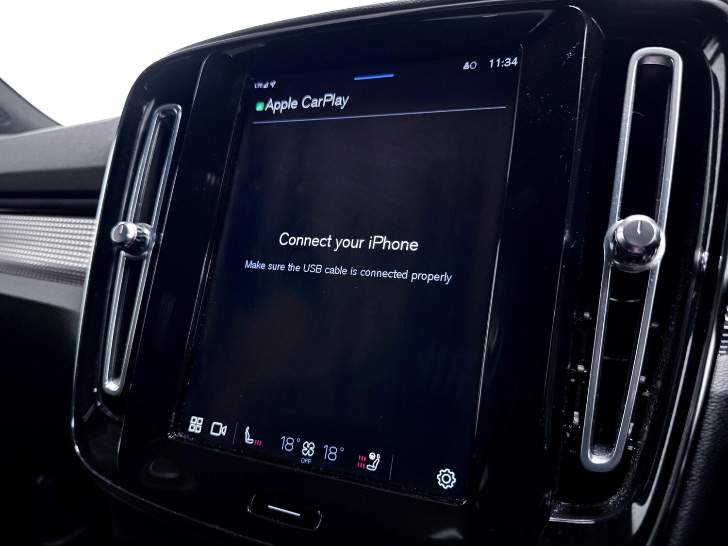 Used Volvo XC40 2023 for sale - 76584464: Photo 48