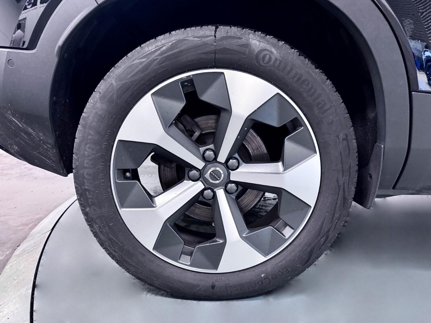 Used Volvo XC40 2023 for sale - 76584464: Photo 58