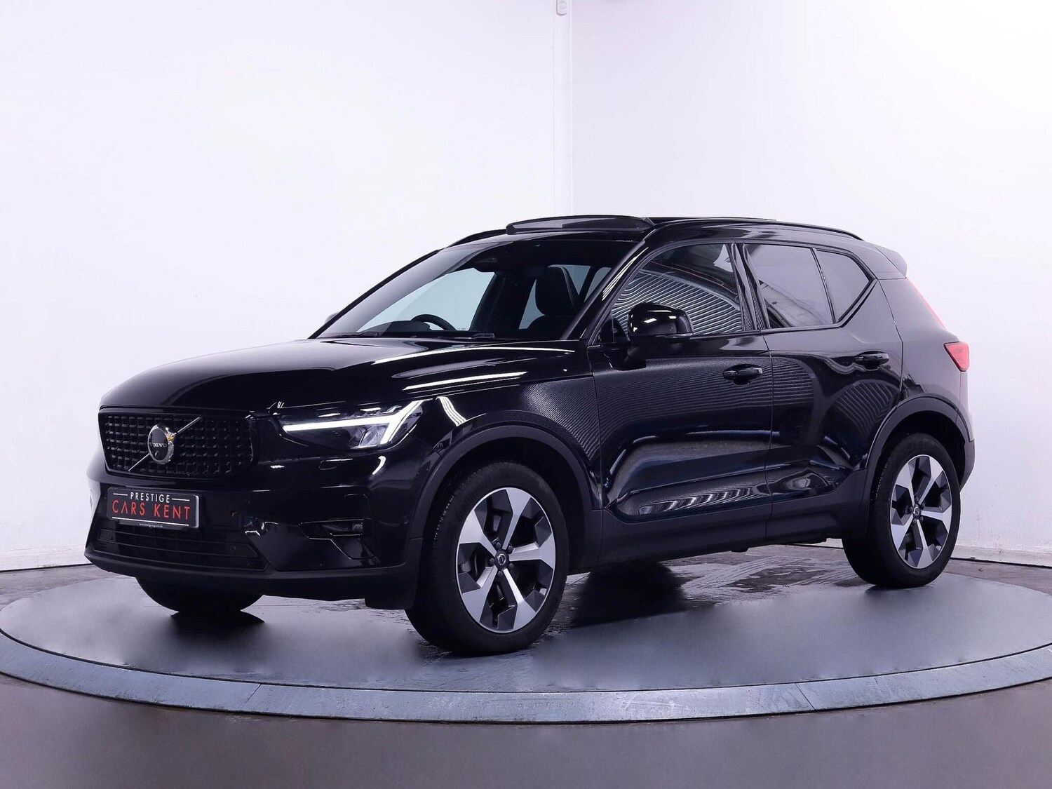 Used Volvo XC40 2023 for sale - 76584464: Photo 6