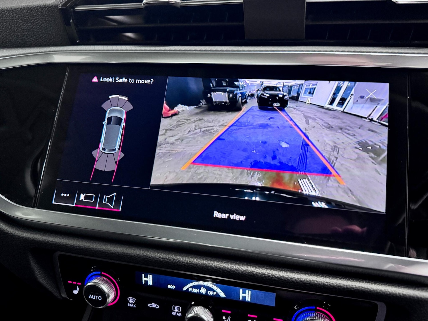 Used Audi Q3 2022 for sale - 77646236: Photo 40