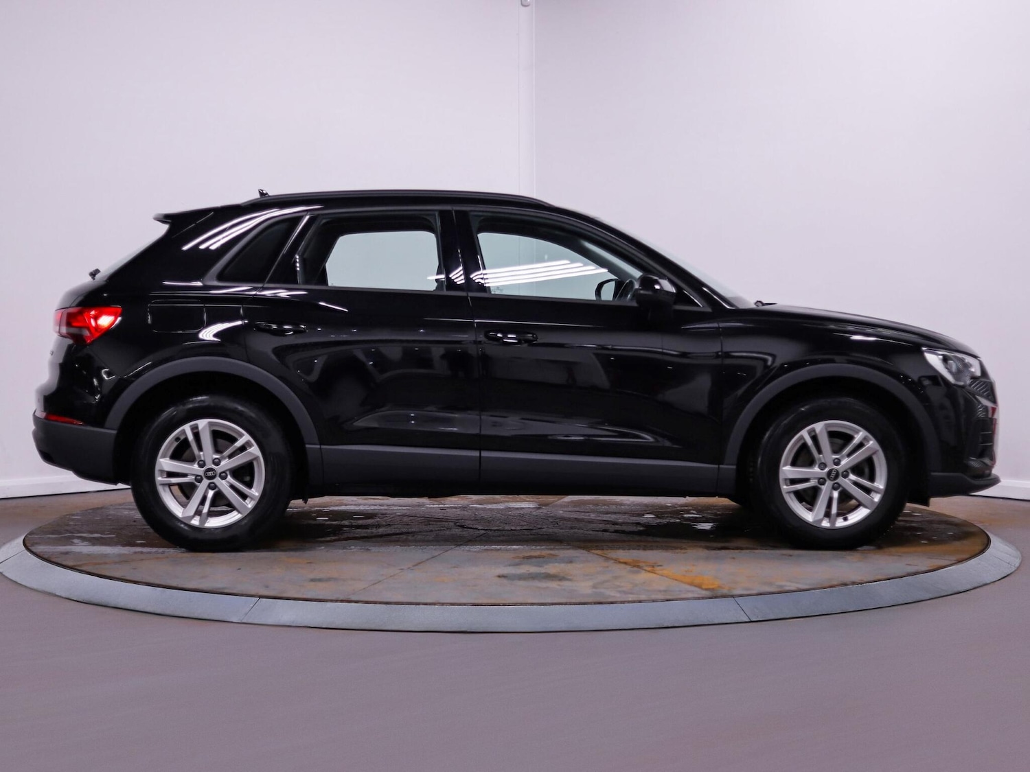 Used Audi Q3 2022 for sale - 77646236: Photo 8