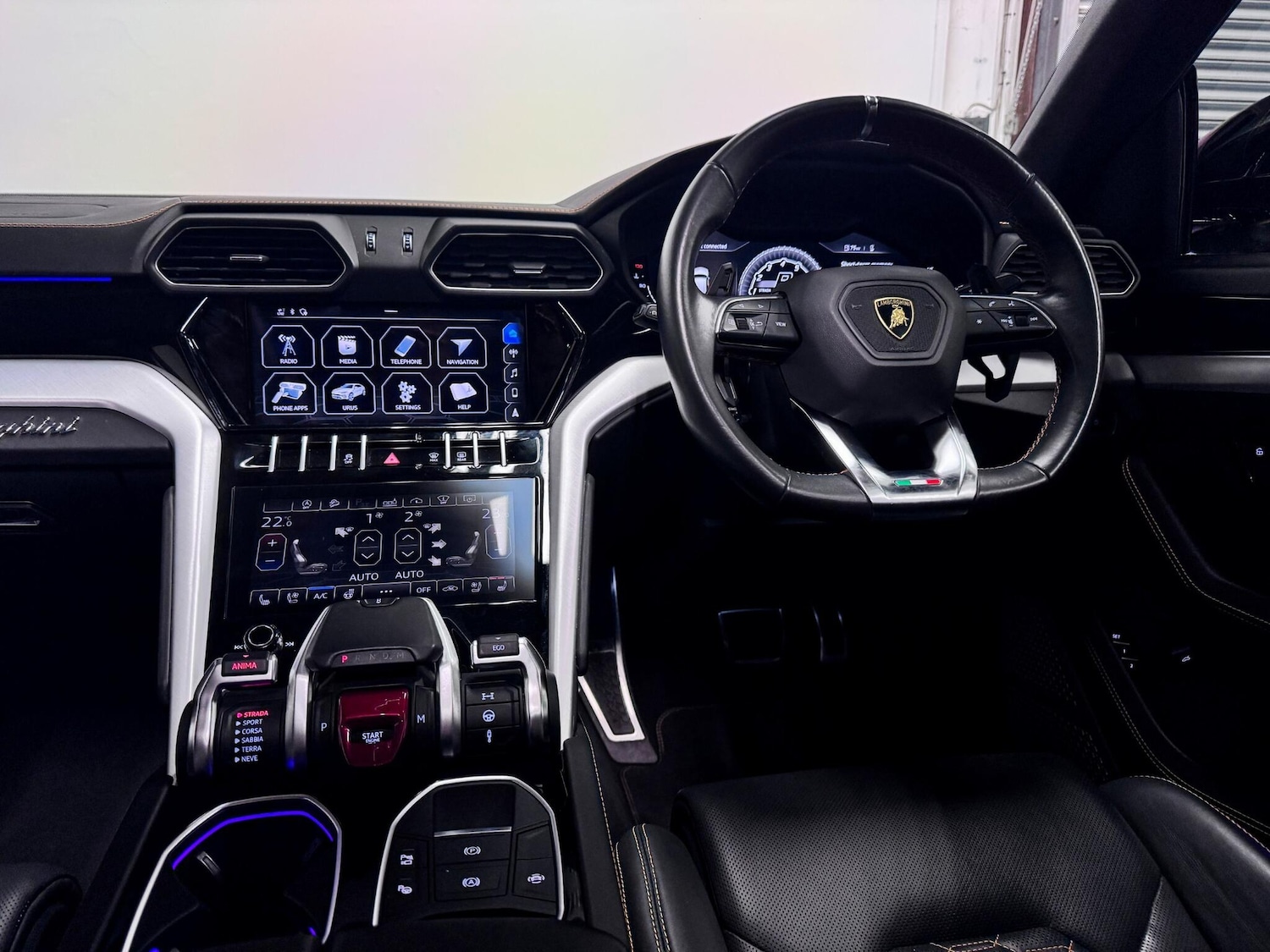 Used Lamborghini Urus 2021 for sale - 77478728: Photo 38