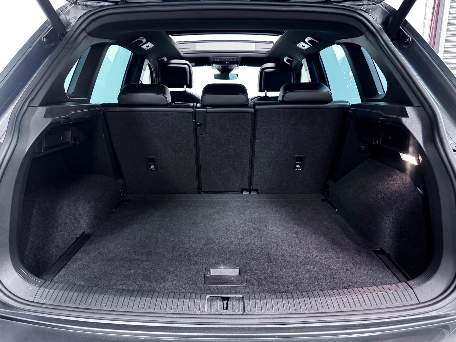 Used Volkswagen Tiguan 2020 for sale - 76152723: Photo 12