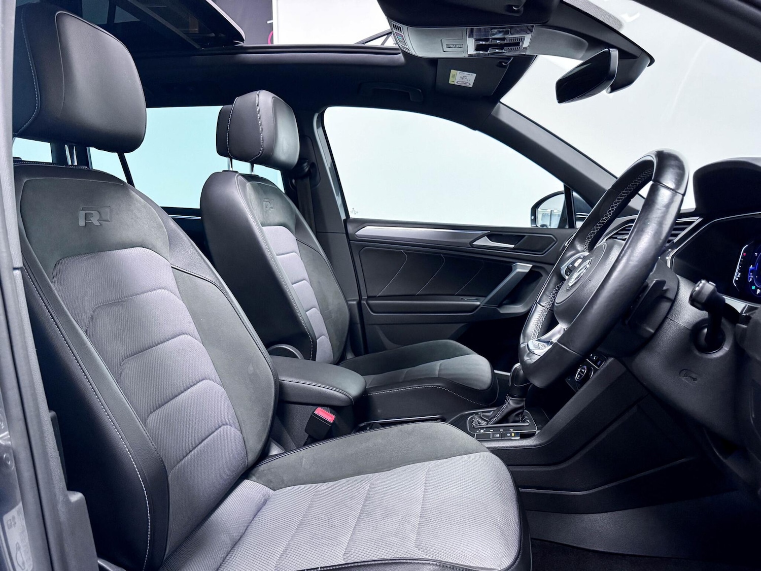 Used Volkswagen Tiguan 2020 for sale - 76152723: Photo 22