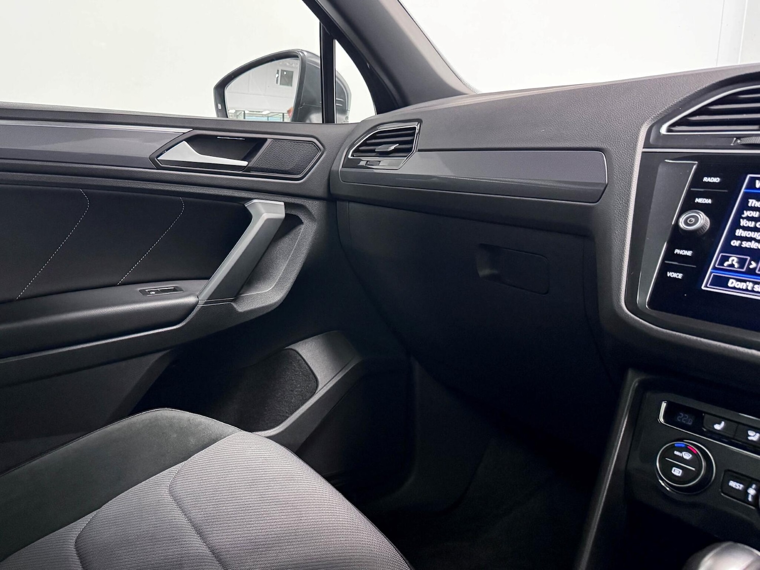 Used Volkswagen Tiguan 2020 for sale - 76152723: Photo 27