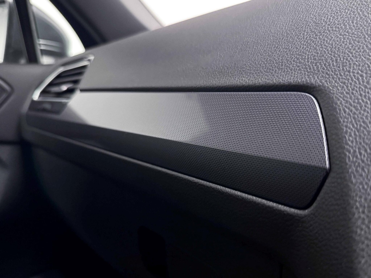 Used Volkswagen Tiguan 2020 for sale - 76152723: Photo 29