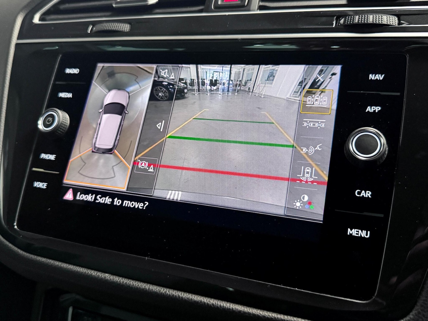 Used Volkswagen Tiguan 2020 for sale - 76152723: Photo 45