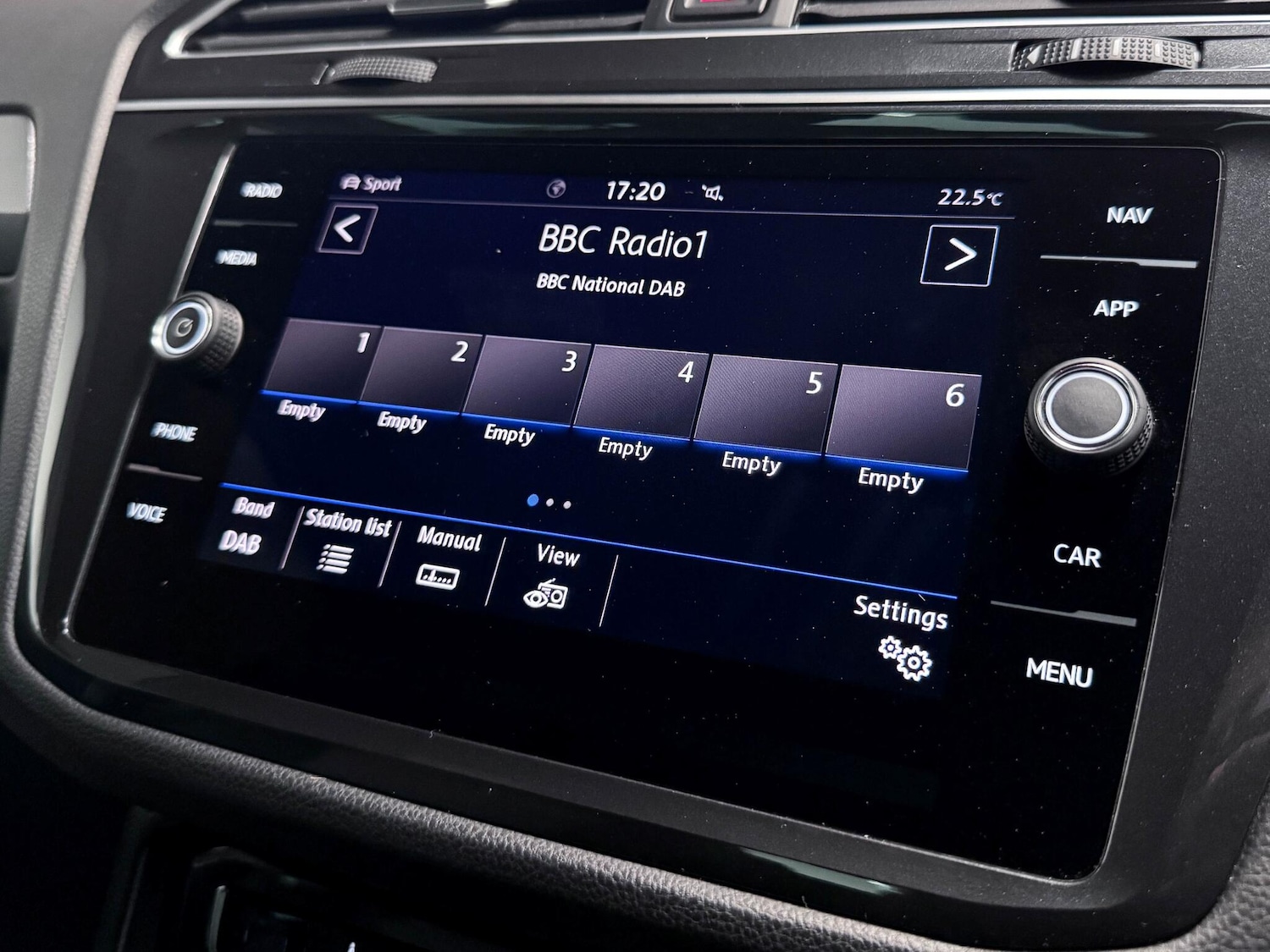 Used Volkswagen Tiguan 2020 for sale - 76152723: Photo 47