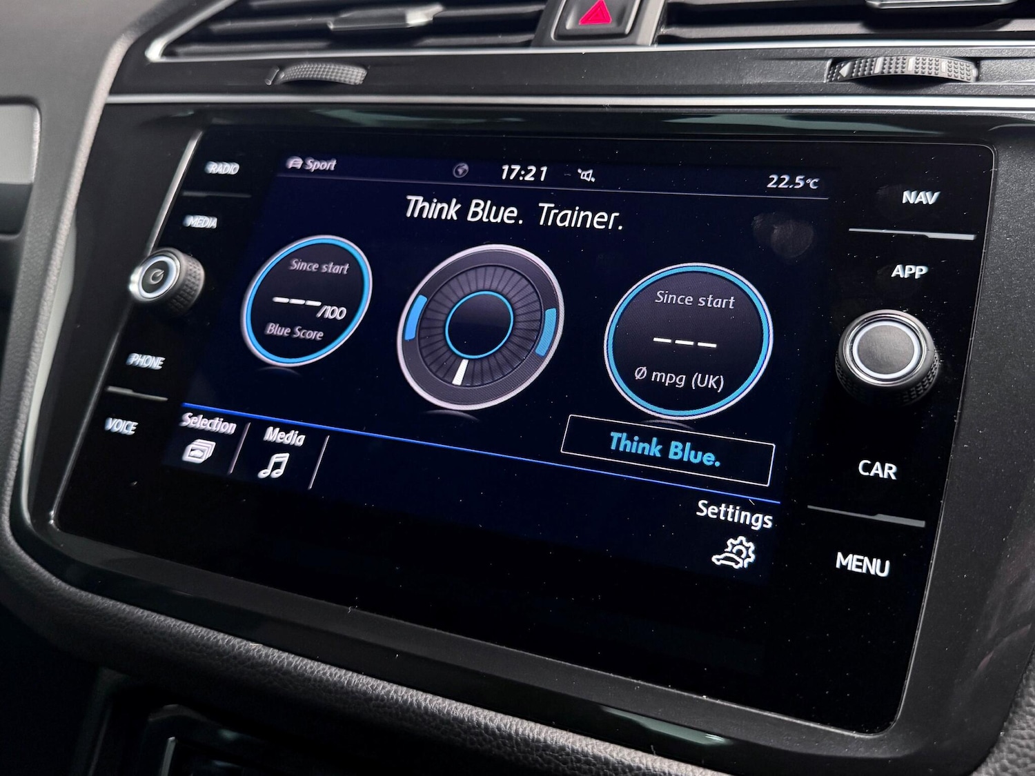 Used Volkswagen Tiguan 2020 for sale - 76152723: Photo 53