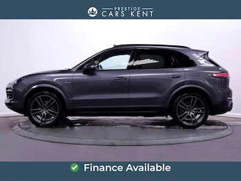 Used Porsche Cayenne 2020 for sale - 77793988: Photo